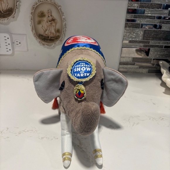 Vintage Ringling Brothers Barnum Bailey Circus Elephant Plush Bo Anniversary - Picture 3 of 7